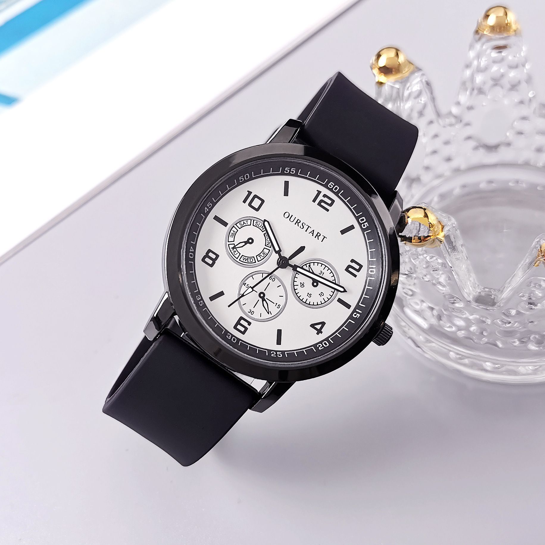 2024 Africa Men's Leisure Tiktok Live Big Digital Quartz Silicone Men's Watch Fashion Alarm Clock Timing Digital Watch Natural Element Business Simple Style