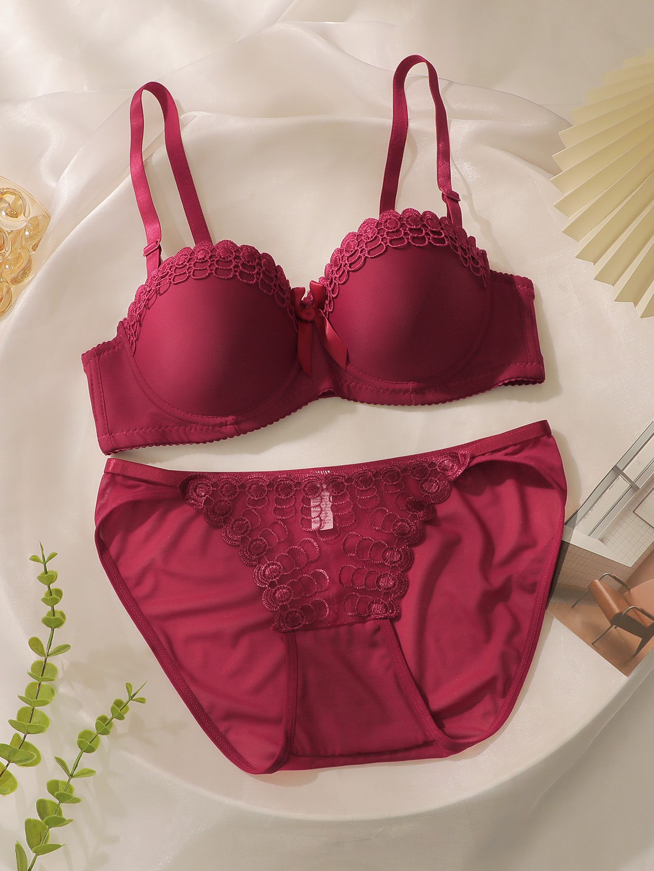 Girls underwear set Embroidered butterfly with steel rim underwear underwear non-slip fashion women's sexy bra set
