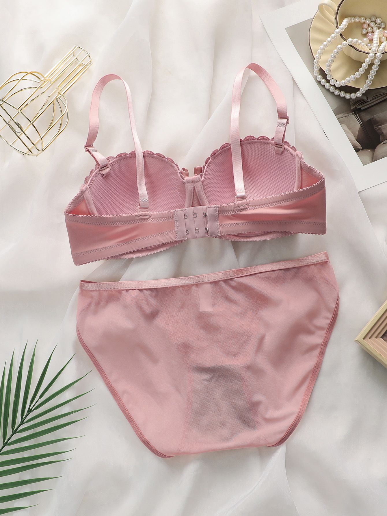 Girls underwear set Embroidered butterfly with steel rim underwear underwear non-slip fashion women's sexy bra set