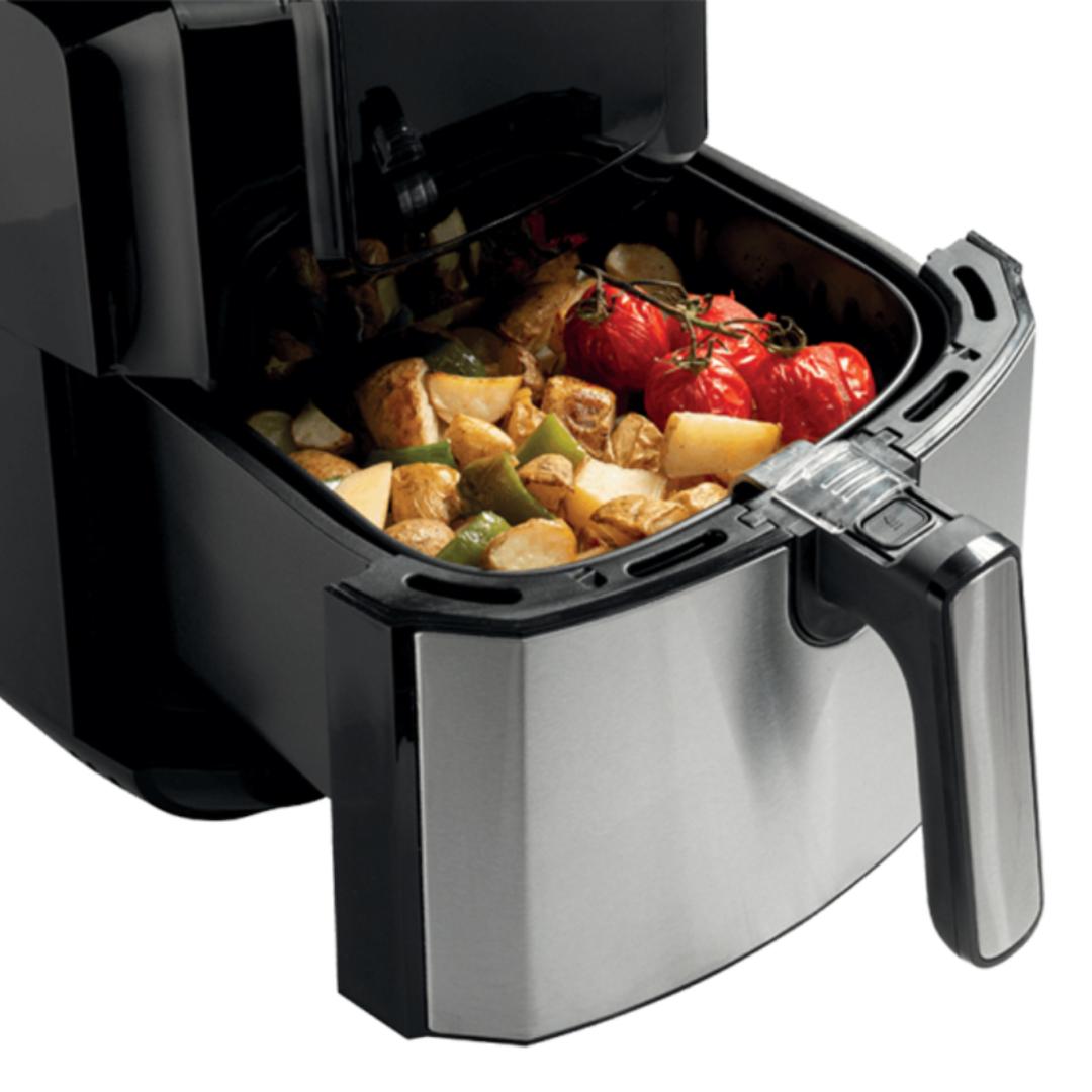 Hisense Air Fryer oven H06AFBS1S3 With 6.3L capacity 8 preset menus and LCD touch control with led display and digital memory