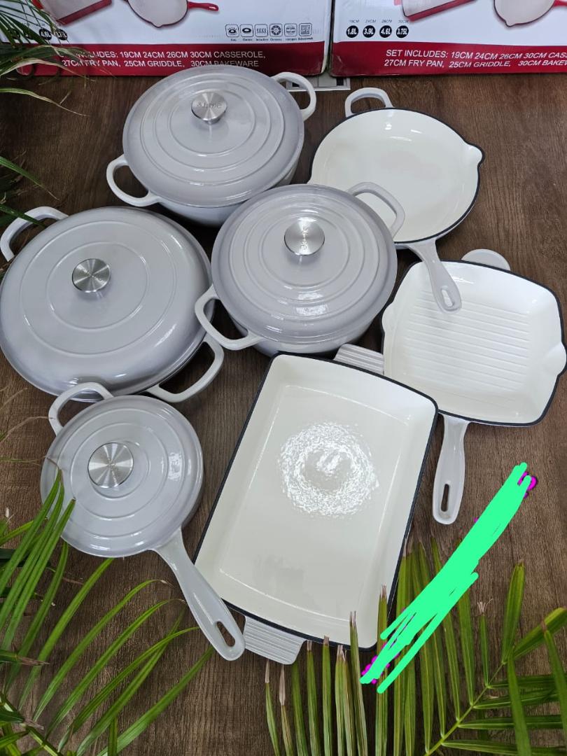 Enamel Cast Iron Cookware Set 11pcs Non stick Heavy Duty Cookware set + free Silicone Utensils