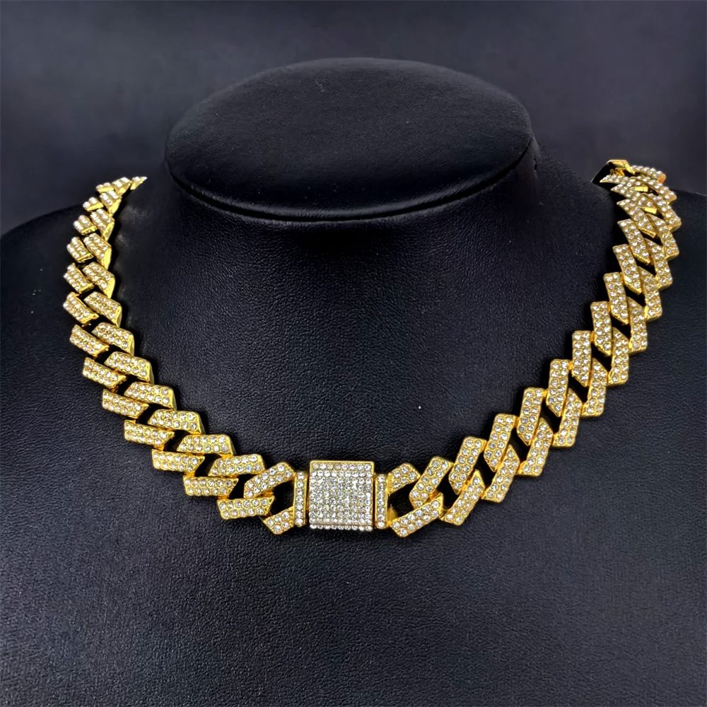 3pcs/set  Hip-hop Diamond Necklace Bracelet Men's Watch Set Gold Quartz Ice Watches Male Student Steel Band Metal Calendar Cuban Chain Set Watch