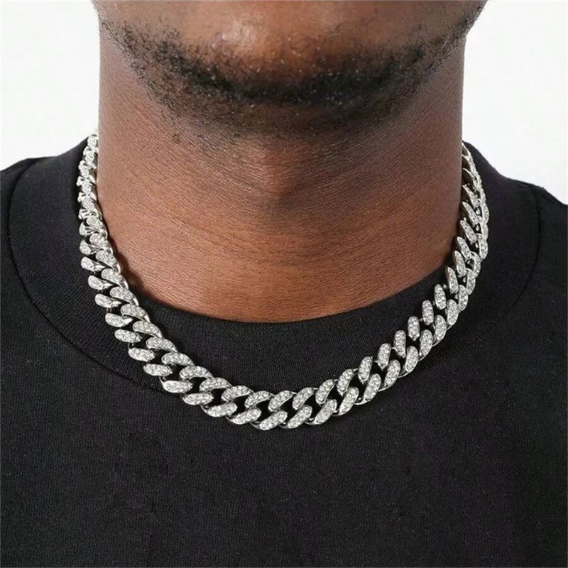 3pcs/set European American Style High-End Hip-hop Luxury Gypsophila Steel Band Diamond Men Watches Large Sugar Cube Rhinestone Tennis Necklace Bracelet Quartz Women's Ice Watch Set Unisex Jewelry Set