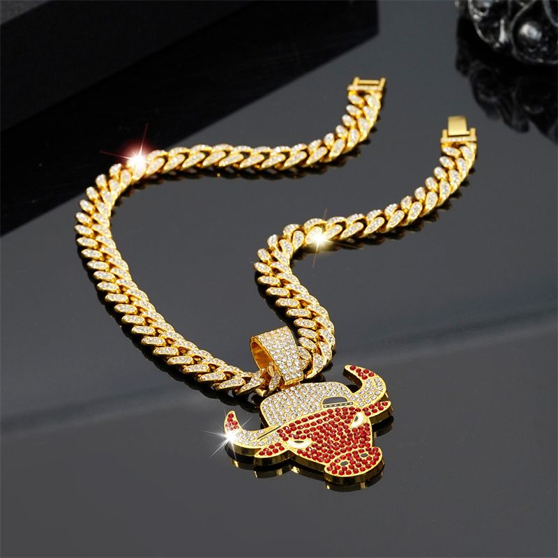 Fashion Personality Cool Red Bull Head Pendant Men's Hip Hop Full Diamond Necklace Men and Women Punk Cuban Necklace Jewelry