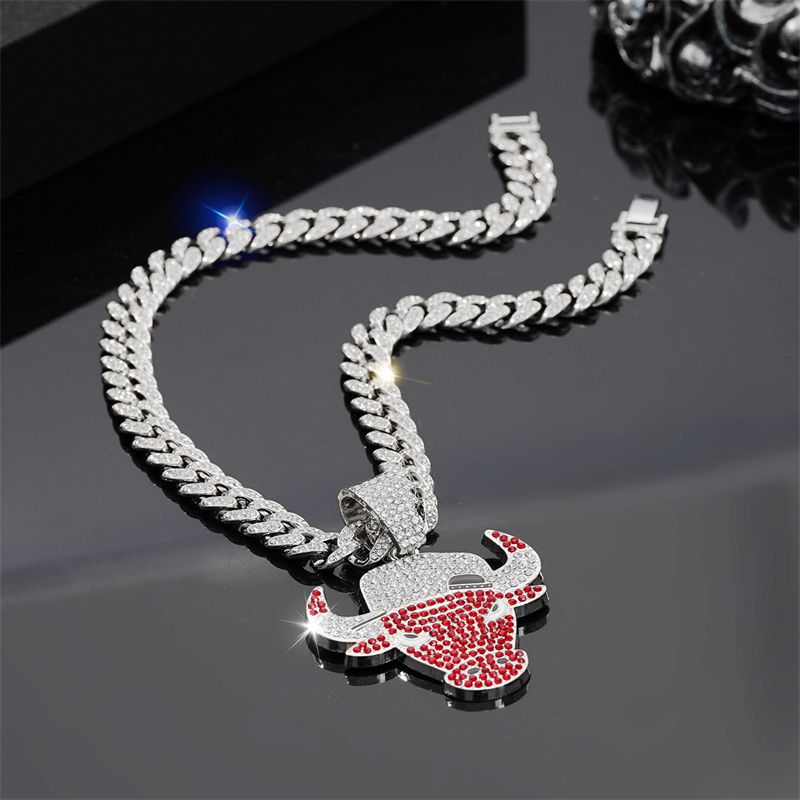 Fashion Personality Cool Red Bull Head Pendant Men's Hip Hop Full Diamond Necklace Men and Women Punk Cuban Necklace Jewelry