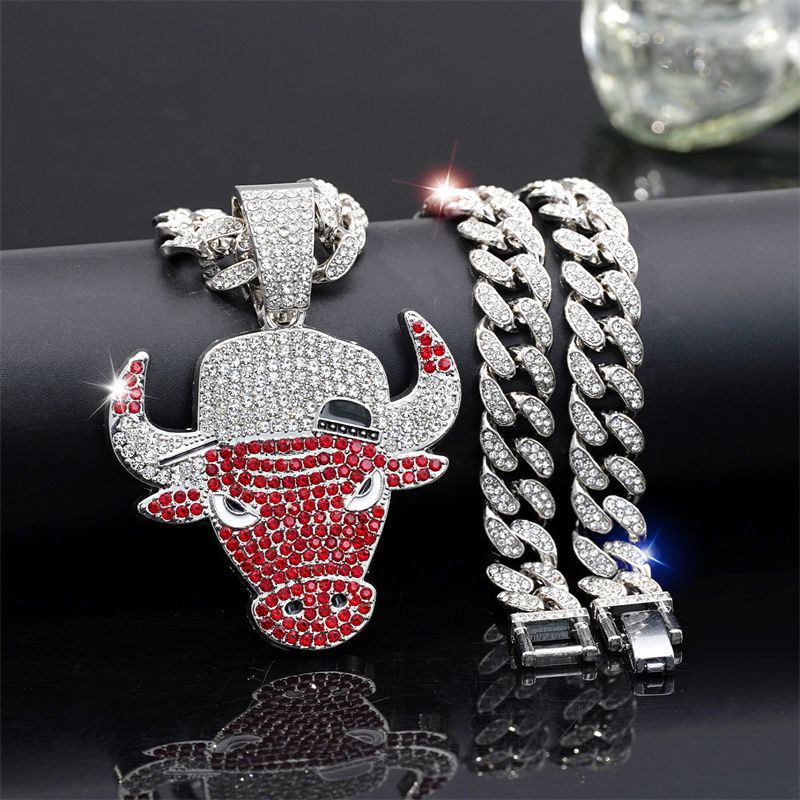 Fashion Personality Cool Red Bull Head Pendant Men's Hip Hop Full Diamond Necklace Men and Women Punk Cuban Necklace Jewelry