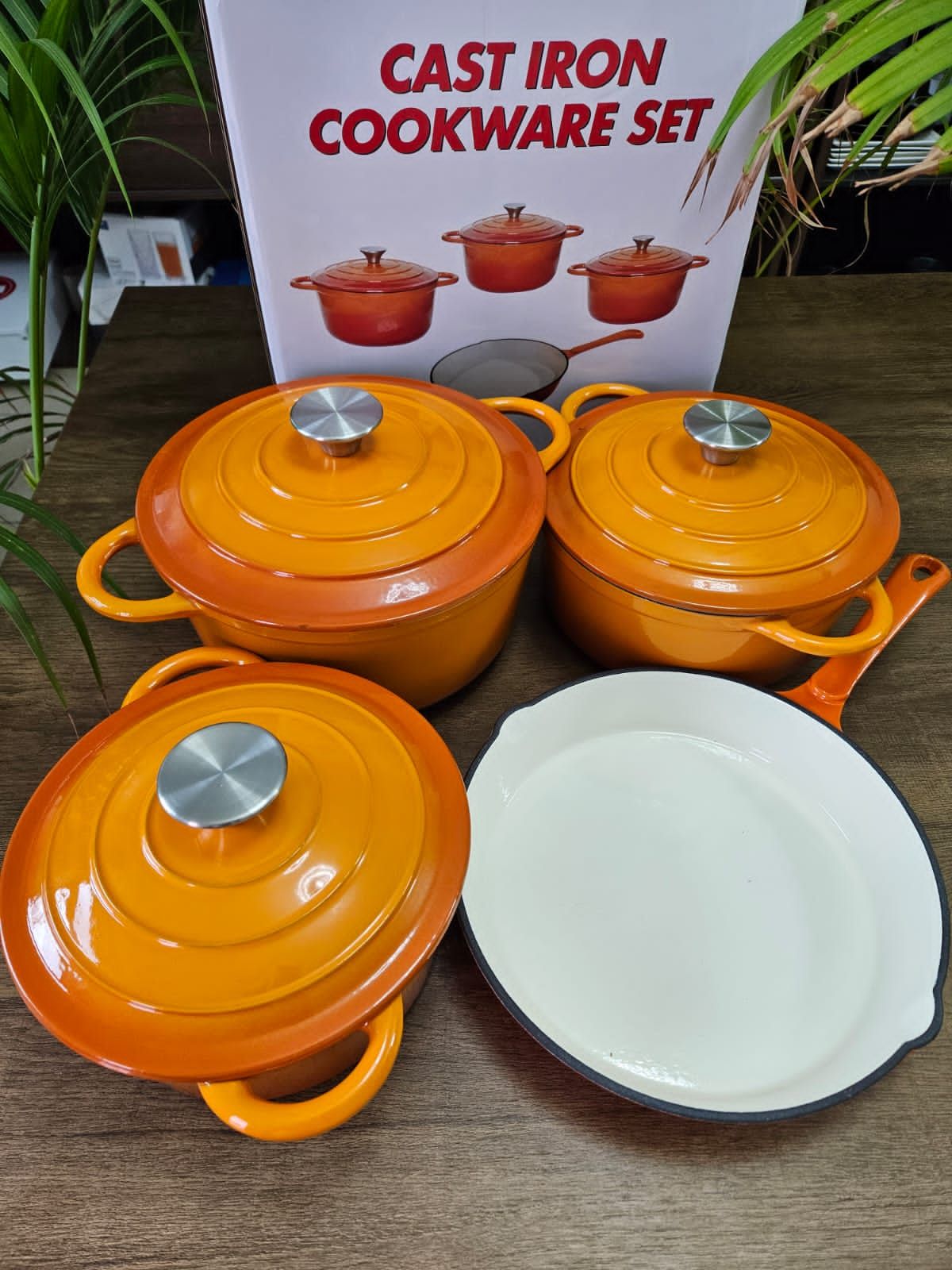7pieces cast iron cookware set Contains 3 sufurias,3 lids,1 pan, Heavy-Duty Cooking, Baking & Serving Pots. Durable cast iron with enamel coating that prevents sticking and allows effortless cleaning.