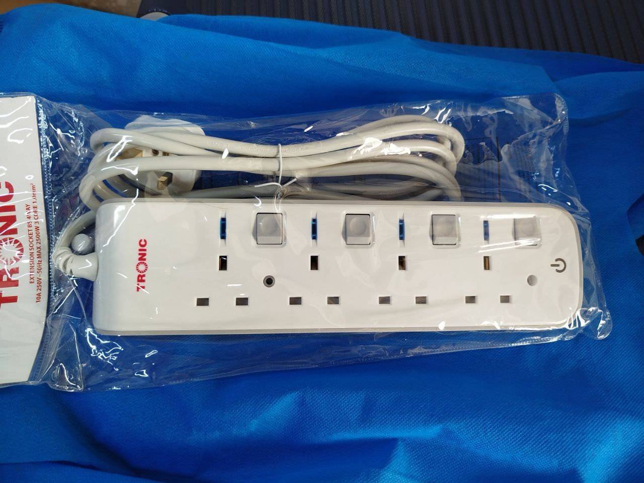 High quality 4 port power extension - 3 meters cable