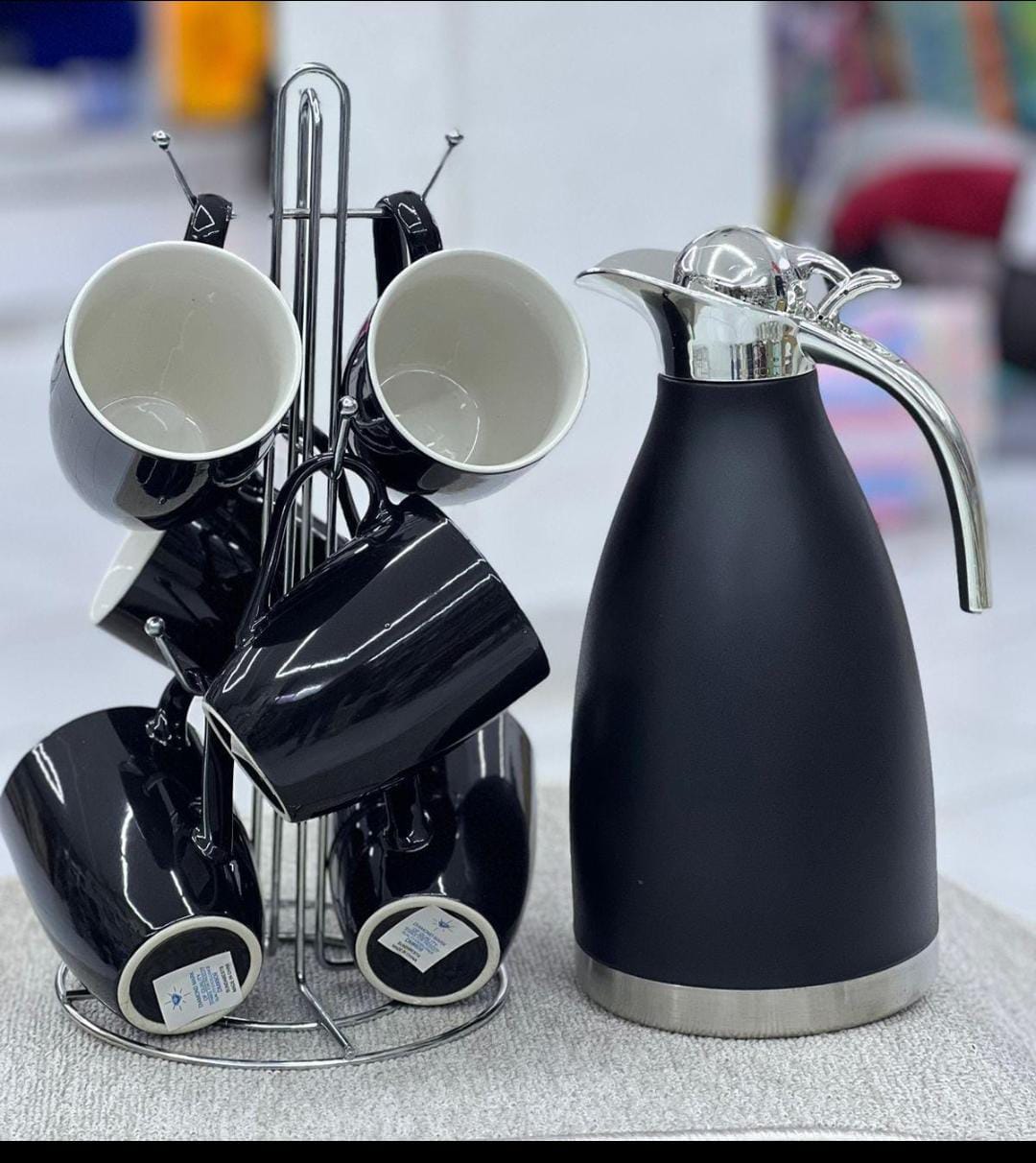 LUXURIOUS  Tea set Combo Strong  mugs in big value pack provide insulation to keep drinks warmer for longer. Made with thick comfortable grip ergonomic handles. Quality Chip resistant  material