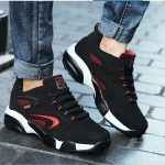 Fashion Lace Up Sneakers Men's Sport Shoes Stylish Design: Modern and sleek, perfect for any casual or semi-formal occasion.
Comfortable Fit: Cushioned insoles and breathable material ensure all-day c