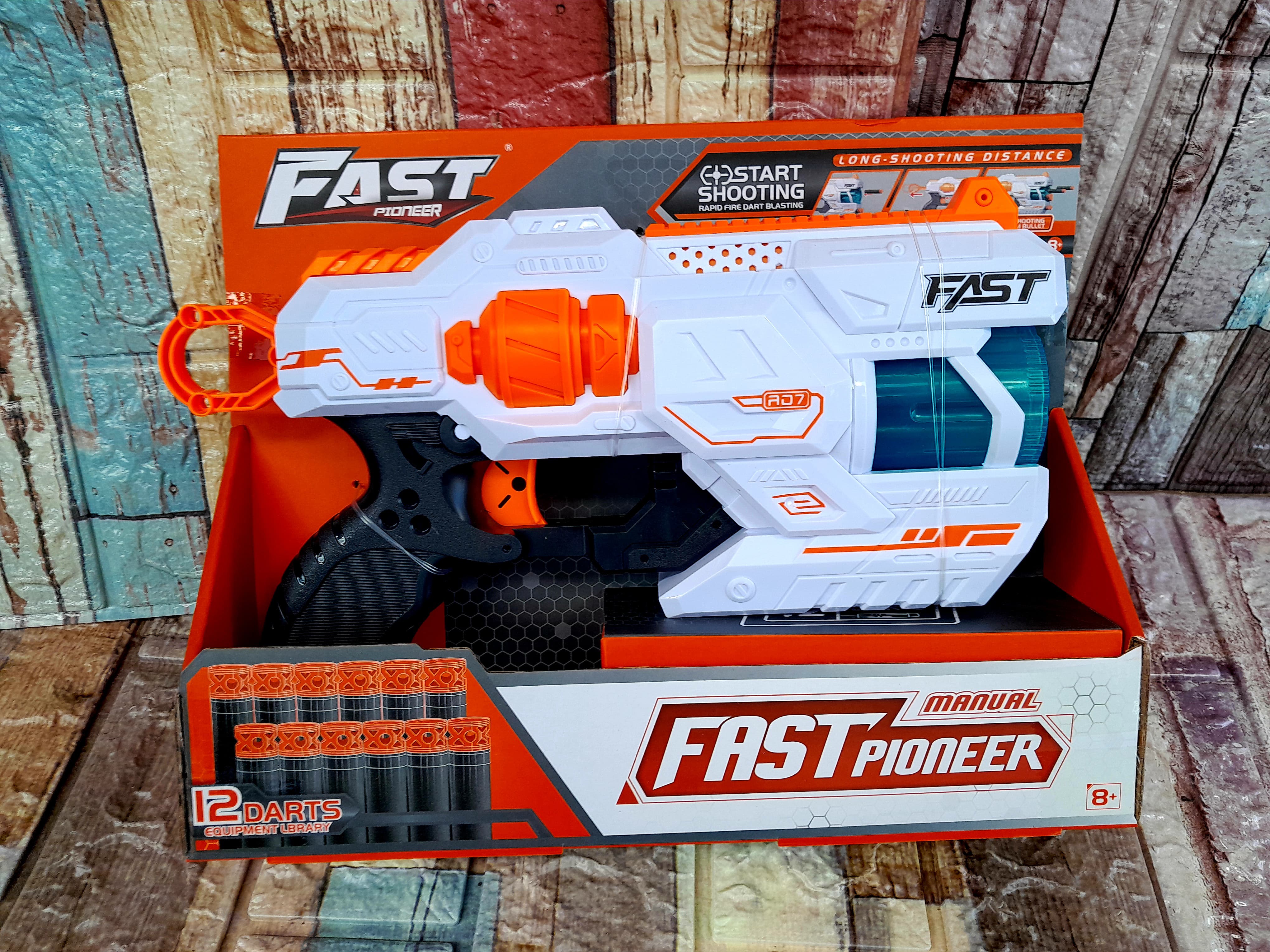 Fast Pioneeer Manual Nerf Gun With 12 Soft Darts