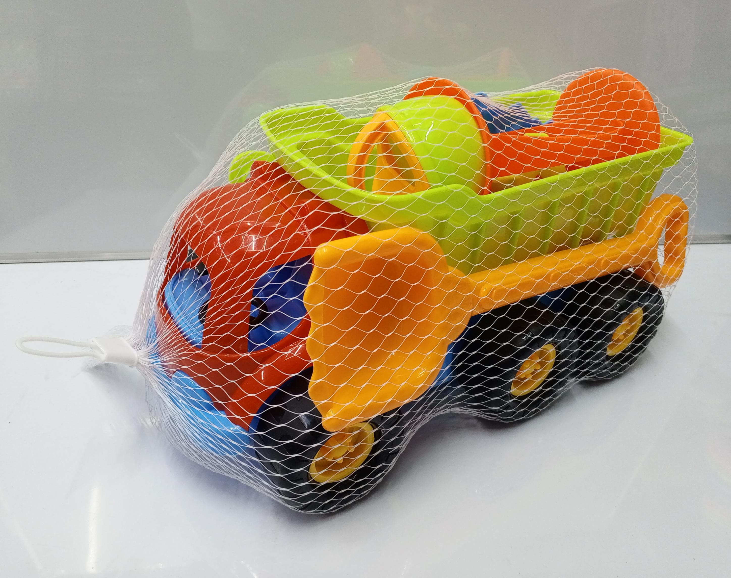 Standard Quality Beach Truck Plus Toys
