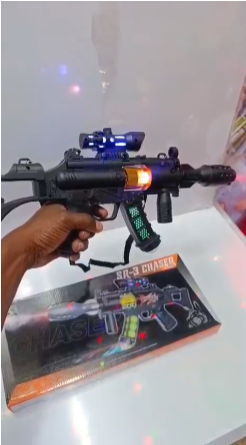 Electric Music Gun Toy with Water Spray – Battery Operated Light & Sound Blaster for Kids