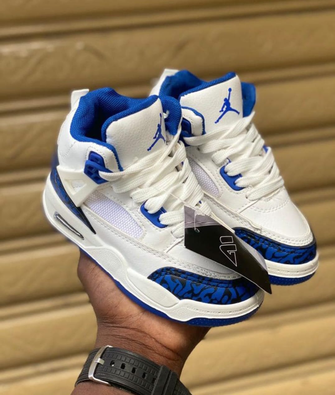 Classic J3 High Cut Kids Shoes Comfortable Lace Up Sneakers Fashionable Babies Shoes High Dunk Boys and Girl Sport Shoe Sneaker Sizes (25-36)