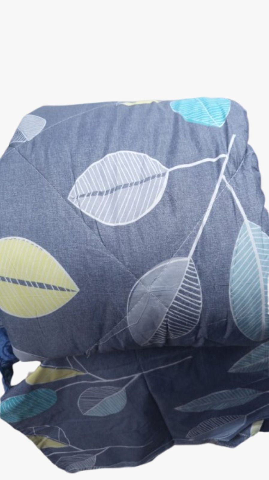 4pcs of  Cotton Duvet Set come as 1pc Duvet, 1pc Bedsheet and 2pcs Pillow Cases Size either  4*6 or 6*6