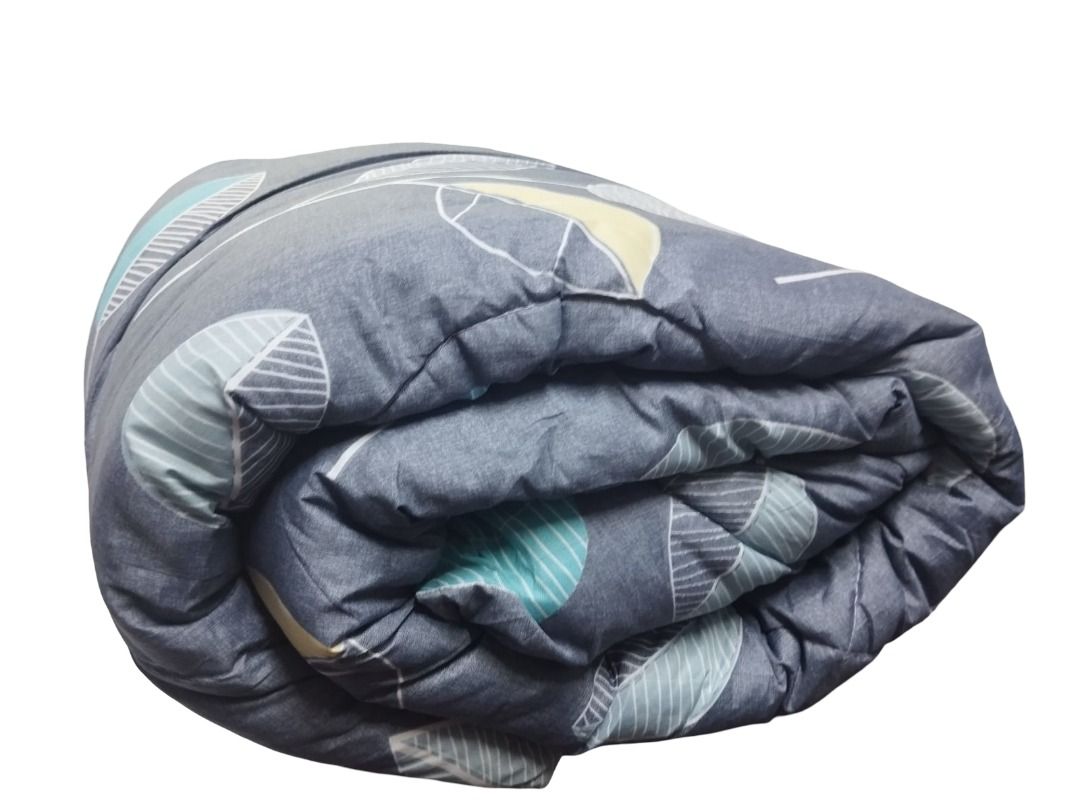 4pcs of  Cotton Duvet Set come as 1pc Duvet, 1pc Bedsheet and 2pcs Pillow Cases Size either  4*6 or 6*6