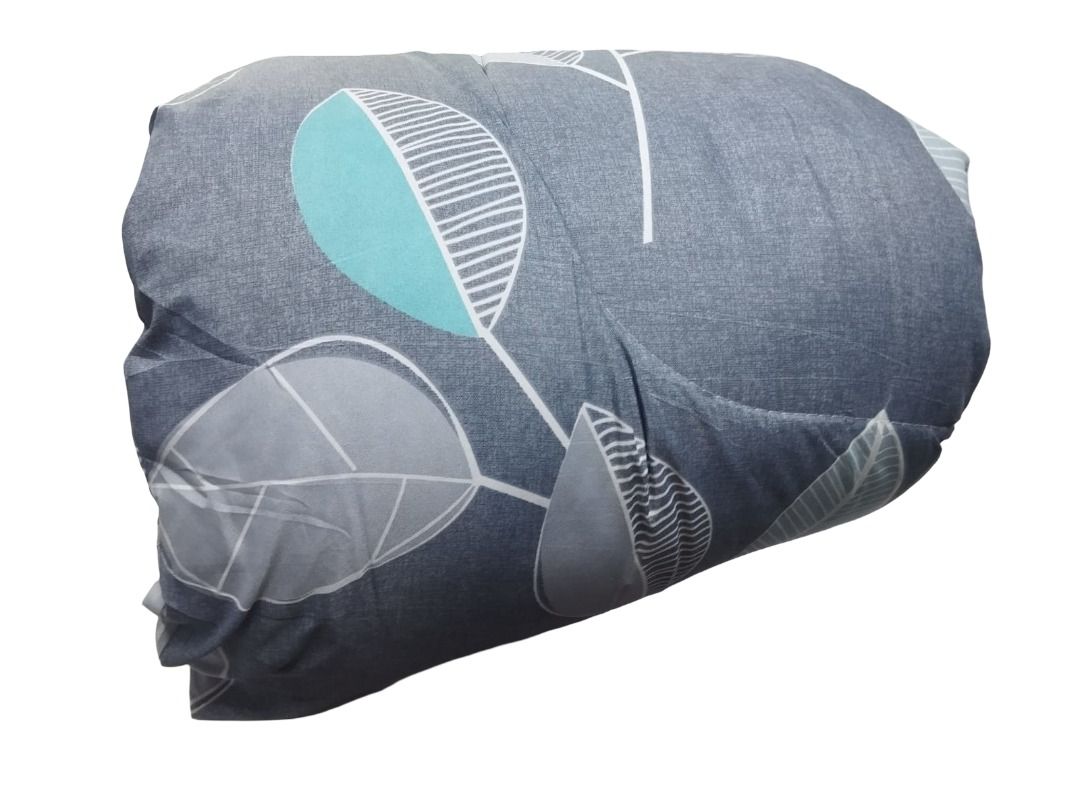 4pcs of  Cotton Duvet Set come as 1pc Duvet, 1pc Bedsheet and 2pcs Pillow Cases Size either  4*6 or 6*6