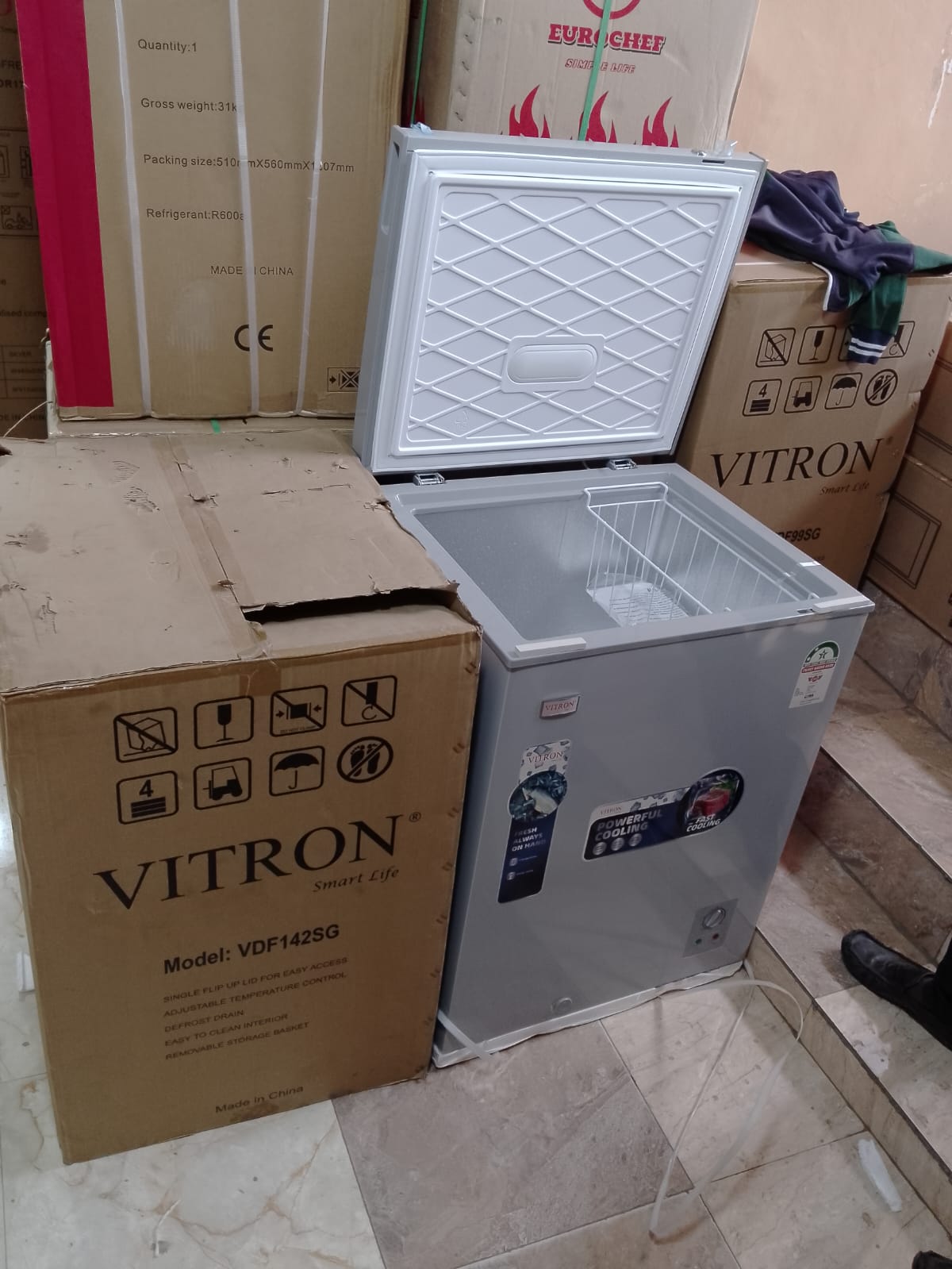[PROMOTION !!! PROMOTION !!! ] 1 pc classy quality kitchen 142litres vitron freezer