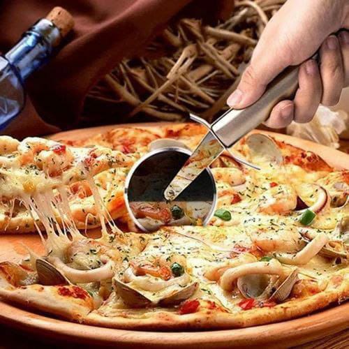 [ KILIMALL BEST PRICES ONLY 🤩🤩✨ !!! ] 2 Pcs Classy Brand New Very High Quality Kitchen Stainless steel pizza cutter 🔅 portable and light weight and Easy to Use and Clean