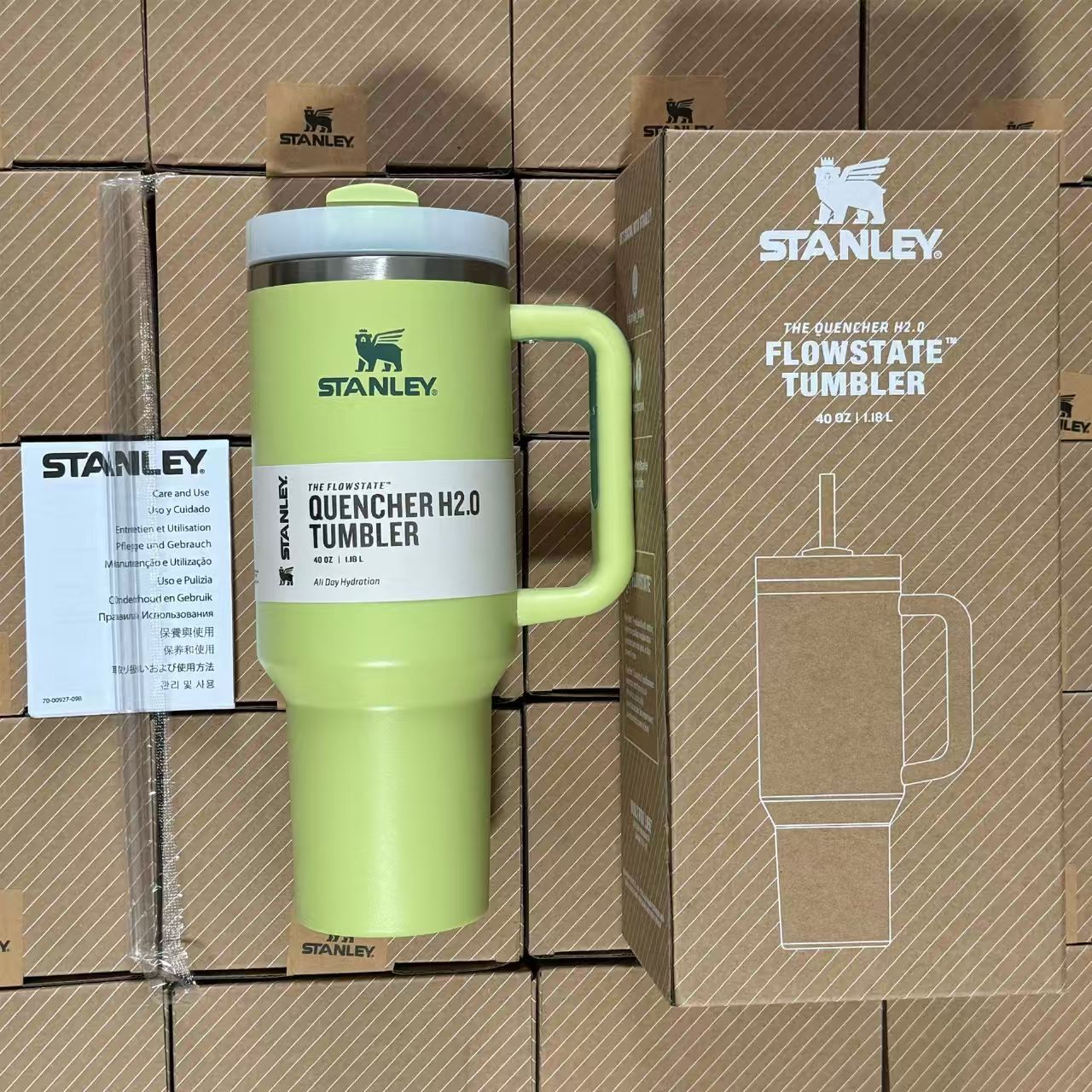[🔥 KILIMALL SPECIAL OFFERS JUST FOR YOU 🤩🤩✨ !!! ] 1 Pc Classy Brand New Very High Quality Stylish and Luxurious Kitchen Stanley Cup at Affordable Price.Desiring To Serve The Best Experience
