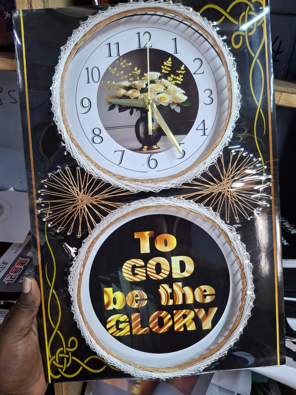 [🔥NEW SPECIAL LIMITED OFFER🔥 🥑🌽ONLY AT KILIMALL !!! ] 2 IN 1 Size 30cm X 45cm Classy Brand new Very High Quality Stylish and Luxurious Wall Clocks .Designed With Durability and Functionality✨👌