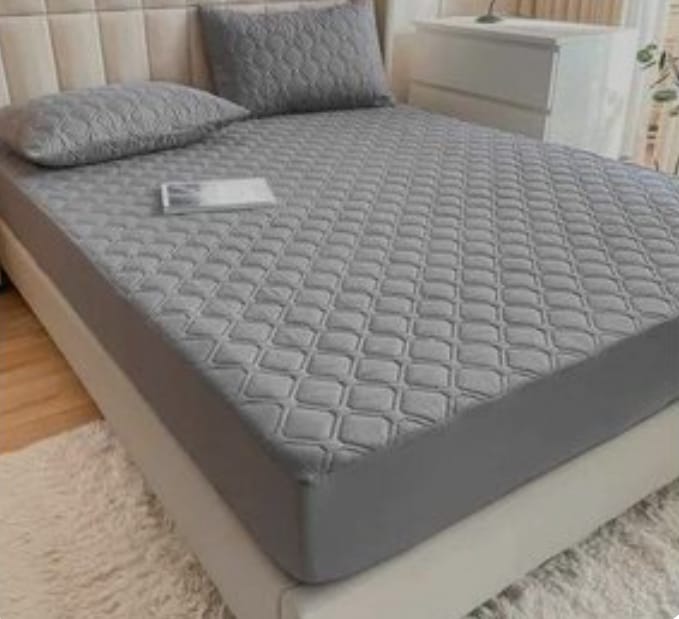[🤑🥑GRAB IT AT LOW PRICE+ ADDED OFFERS **🥑🌽 ] 1 Pc Size 6X6ft Classy Brand New Stylish and Elegant Mattress protector at an Affordable Price.Desiring To Serve The Best Experience