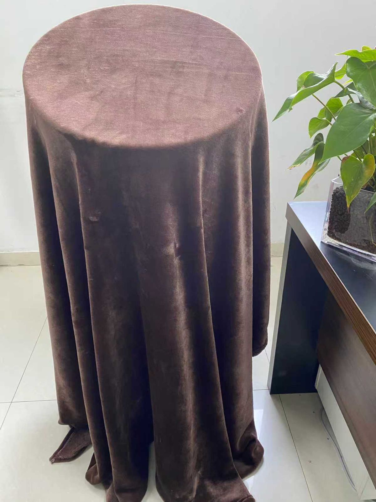 💰 Best Deal 💰 Plain Coral Fleece Throw Blanket Soft Cozy Lightweight Warm Available in Multiple Sizes Perfect for Sofa Bed or Living Room