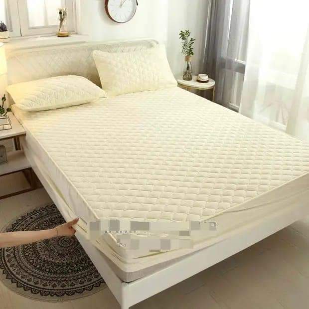 🚨 Urgent Sale 🚨 Waterproof Mattress Protector Full/Queen/King Size Soft Breathable Zippered Bed Cover Dustproof Anti-Allergy Bedding
