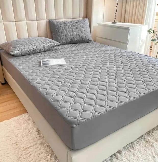 🚨 Urgent Sale 🚨 Waterproof Mattress Protector Full/Queen/King Size Soft Breathable Zippered Bed Cover Dustproof Anti-Allergy Bedding