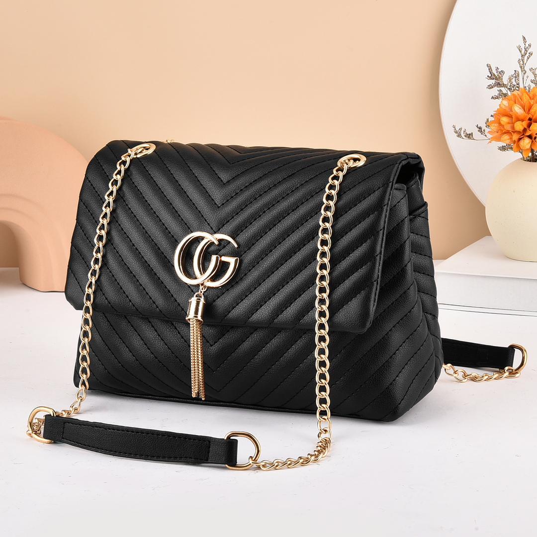 [ GRAB IT AT LOW PRICE🤩🤩✨ !!! ] 1Pc New Arrival High Quality Stylish and Luxurious Comfortable Ladies Handbag ..Designed With Durability and Functionality ✔