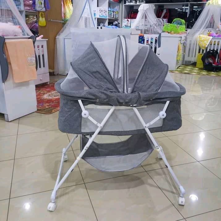 Foldable Baby Bassinet With Net And Wheels