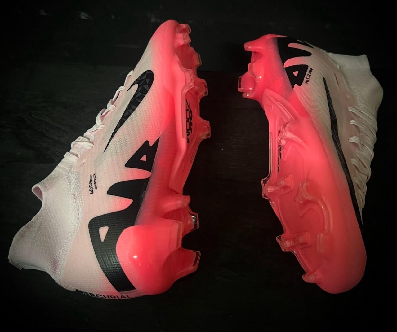 New Men Generation Pred 24 Soccer boots Fashion Football Boots Comfort Athletic Sports Sneakers