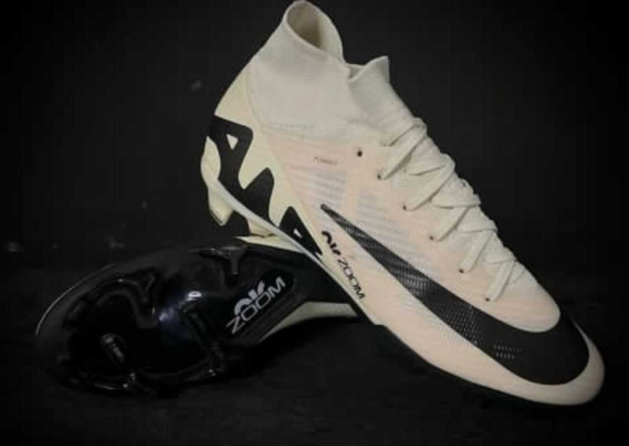 New Men Generation Pred 24 Soccer boots Fashion Football Boots Comfort Athletic Sports Sneakers