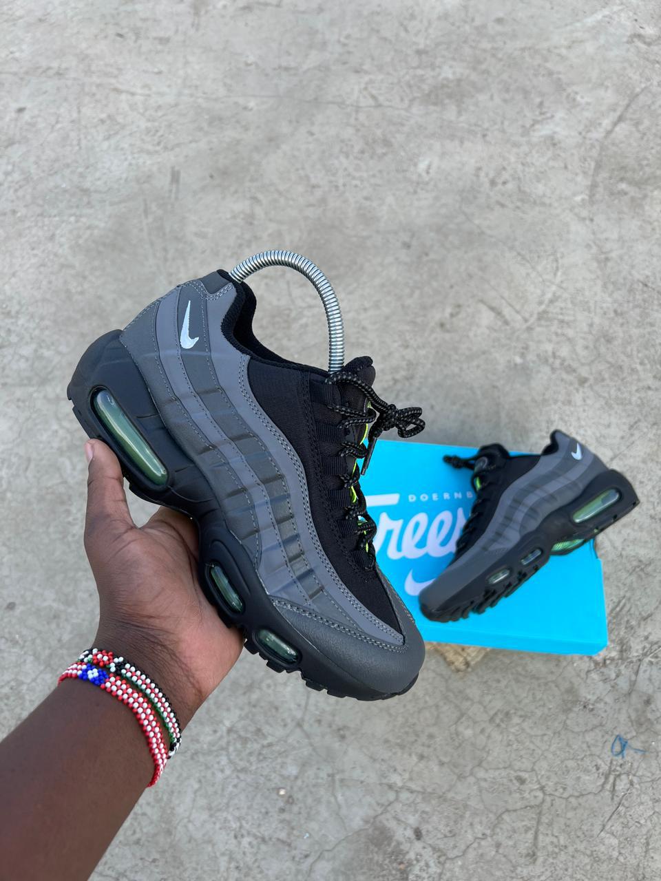 NEW ARRIVAL!!! Air Max 95 Sneakers – Fashionable High-Quality Sneakers