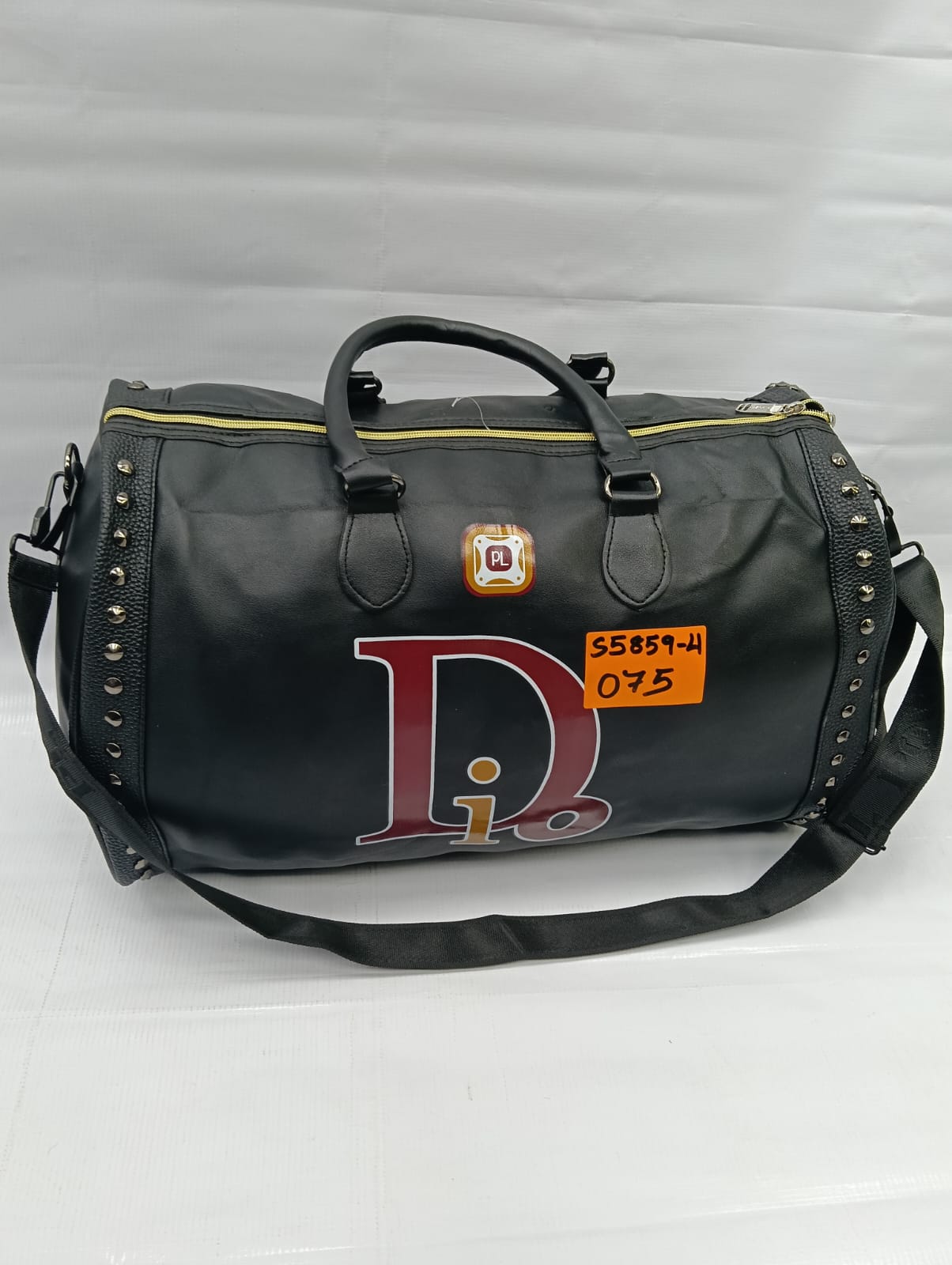 classic patent leather Large travel bag with classic patent leather Large travel bag