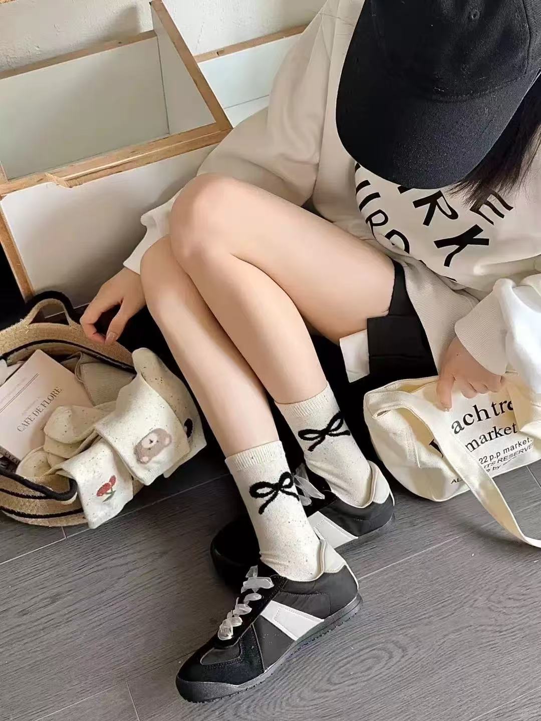 5 Pairs Of Women's 100% Cotton Mid-Calf Socks, Spring And Summer Women's INS Trendy Socks, Cute Knee-High Socks, Women's Breathable And Odor-Resistant Socks
