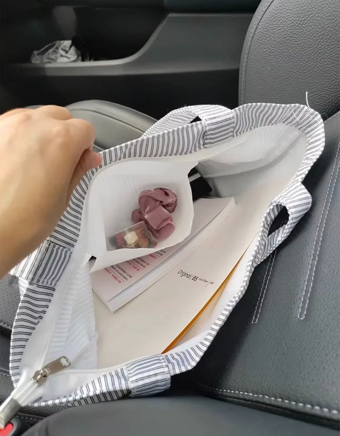 2025 New Casual Striped Lazy Minimalist Canvas Tote Bag - Large-Capacity Commuting Single-Shoulder Bag, Versatile & Lowest Price Online