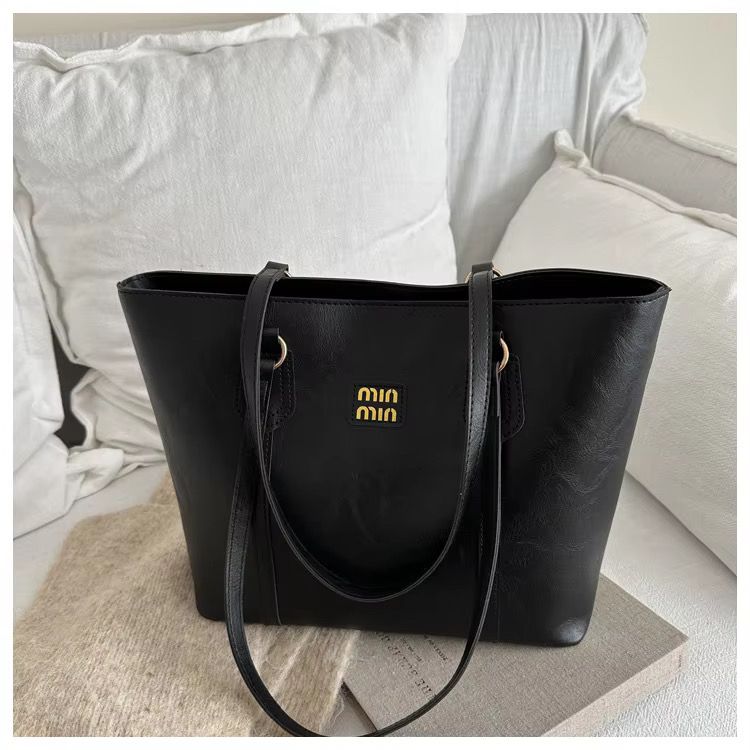 2025 New Trendy PU Leather Solid Color Zip Closure Stylish Large Capacity Women's Autumn Winter Fashion Retro Commute Tote Bag
