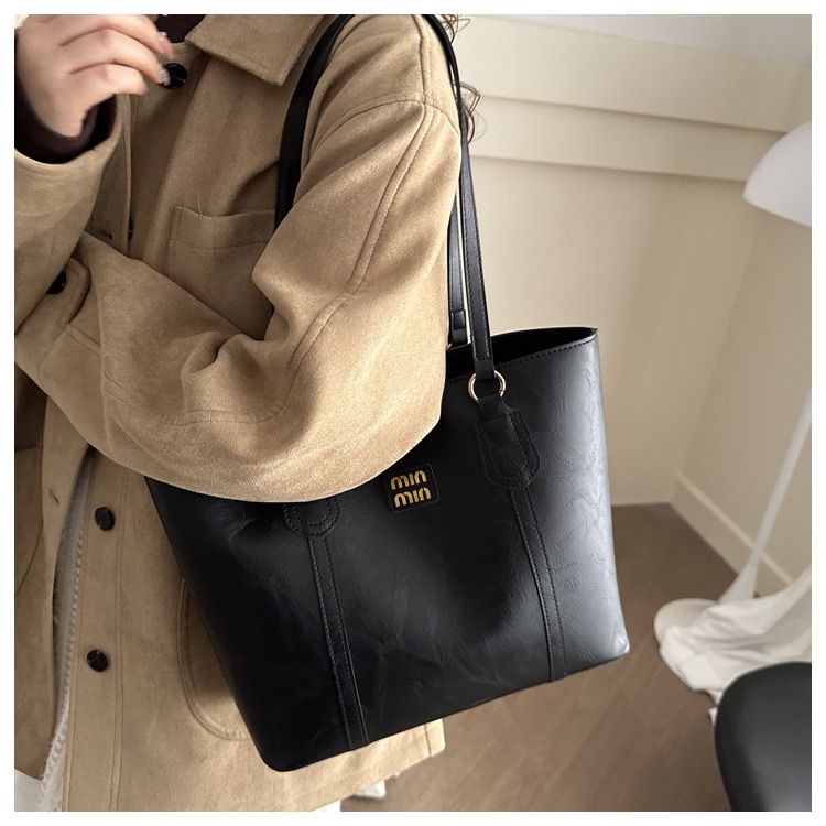 2025 New Trendy PU Leather Solid Color Zip Closure Stylish Large Capacity Women's Autumn Winter Fashion Retro Commute Tote Bag