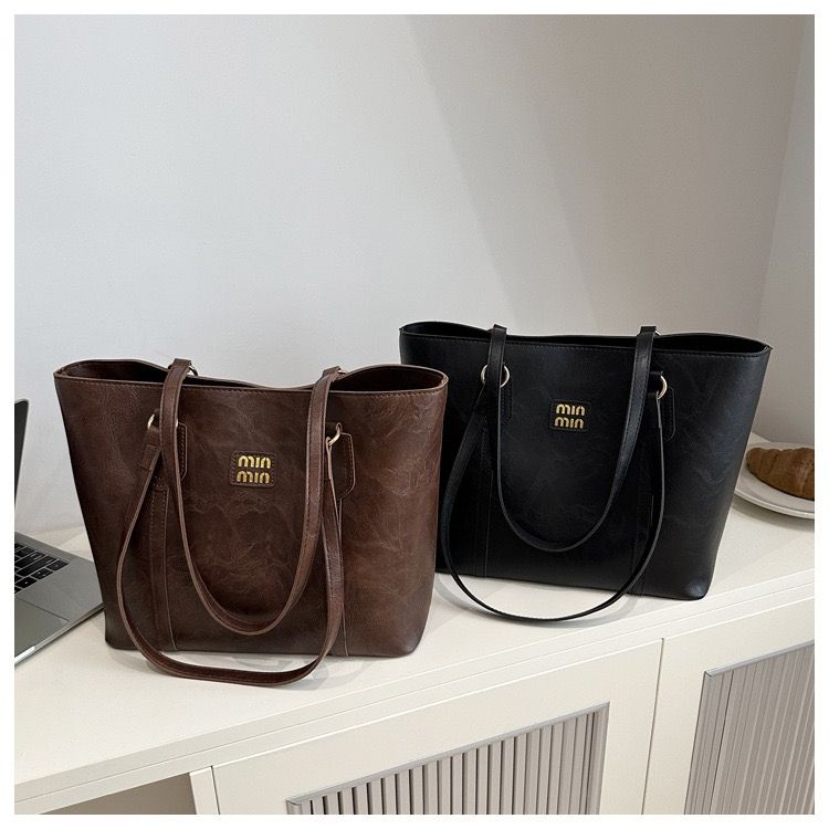2025 New Trendy PU Leather Solid Color Zip Closure Stylish Large Capacity Women's Autumn Winter Fashion Retro Commute Tote Bag