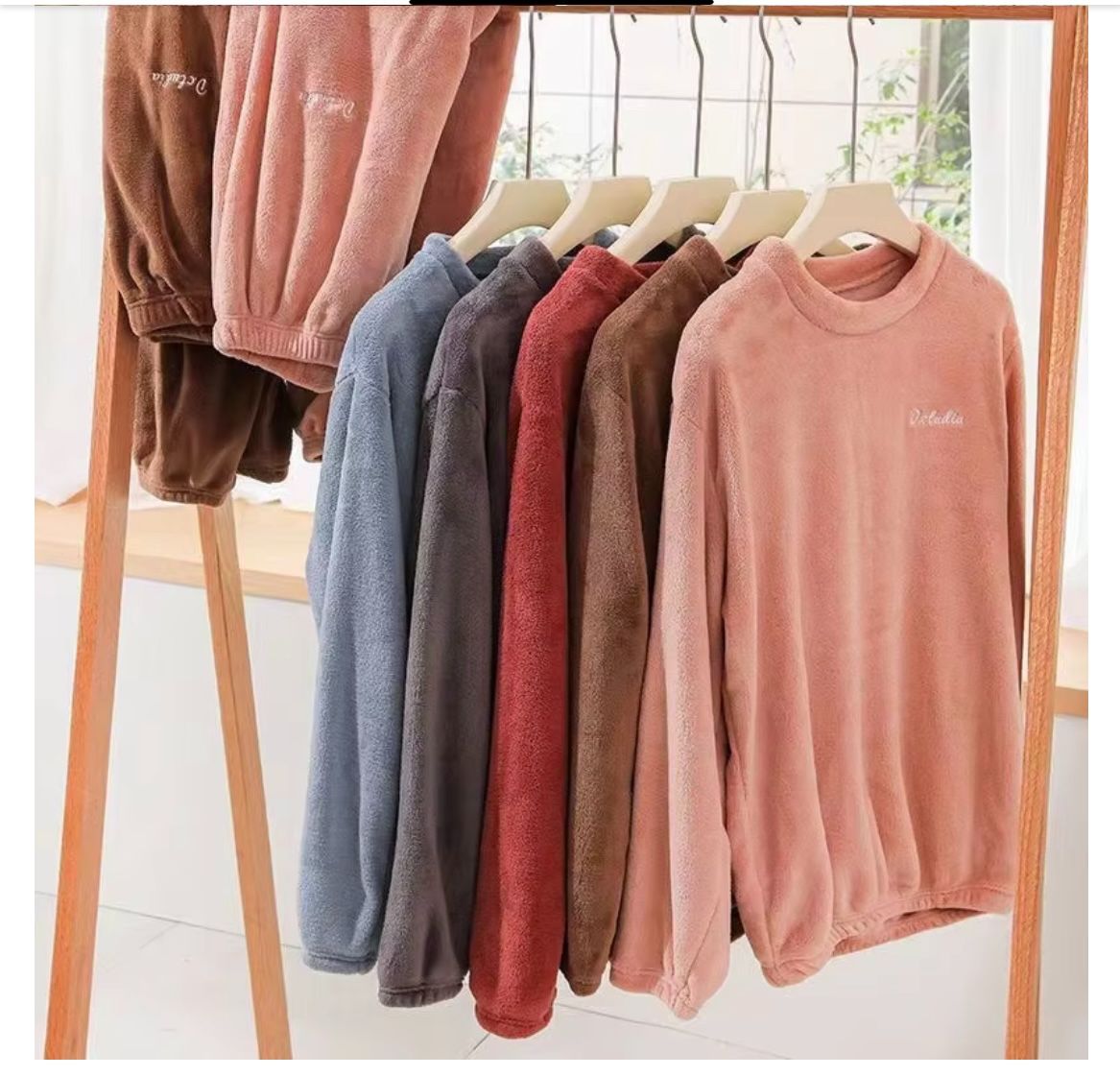 2026 Warm Fleece Winter Flannel Tops and Pants Pajama Sets for Women