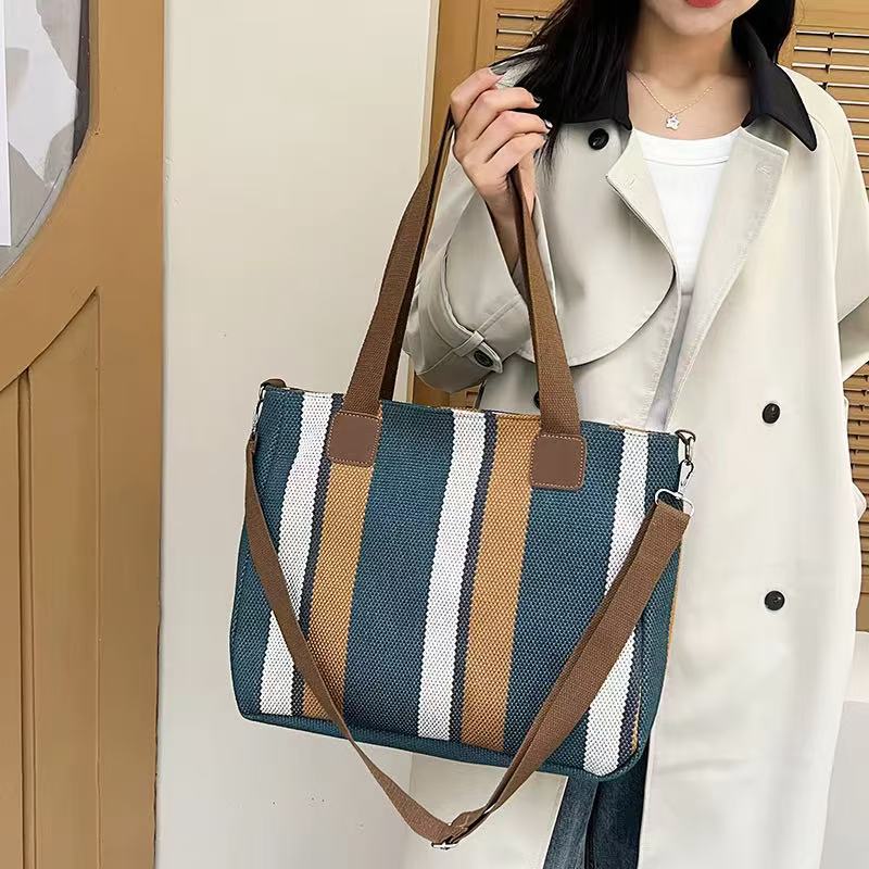 Wholesale Good Quality Durable Women Shopping Tote Bags Design Printed Striped Canvas Two Zipper for Daily Use Girls Shoulder