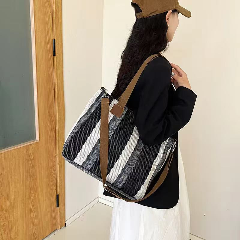 Wholesale Good Quality Durable Women Shopping Tote Bags Design Printed Striped Canvas Two Zipper for Daily Use Girls Shoulder