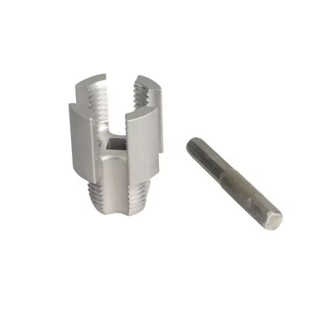 Integrated Internal and External Thread Pipe Threading Tool for 1/2-inch PPR Pipes, with Taps and Dies for Thread Cutting.