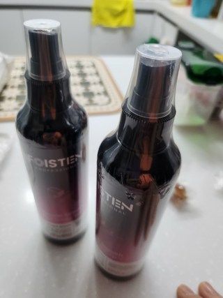 FOISTEN Heat Protectant Spray with Argan Oil, Keratin and Vitamins - Professional Grade Thermal Protector, Leave-in Conditioner, Anti-frizz, Shine and Rinse Free Formula Spray with Free Edge Brush.