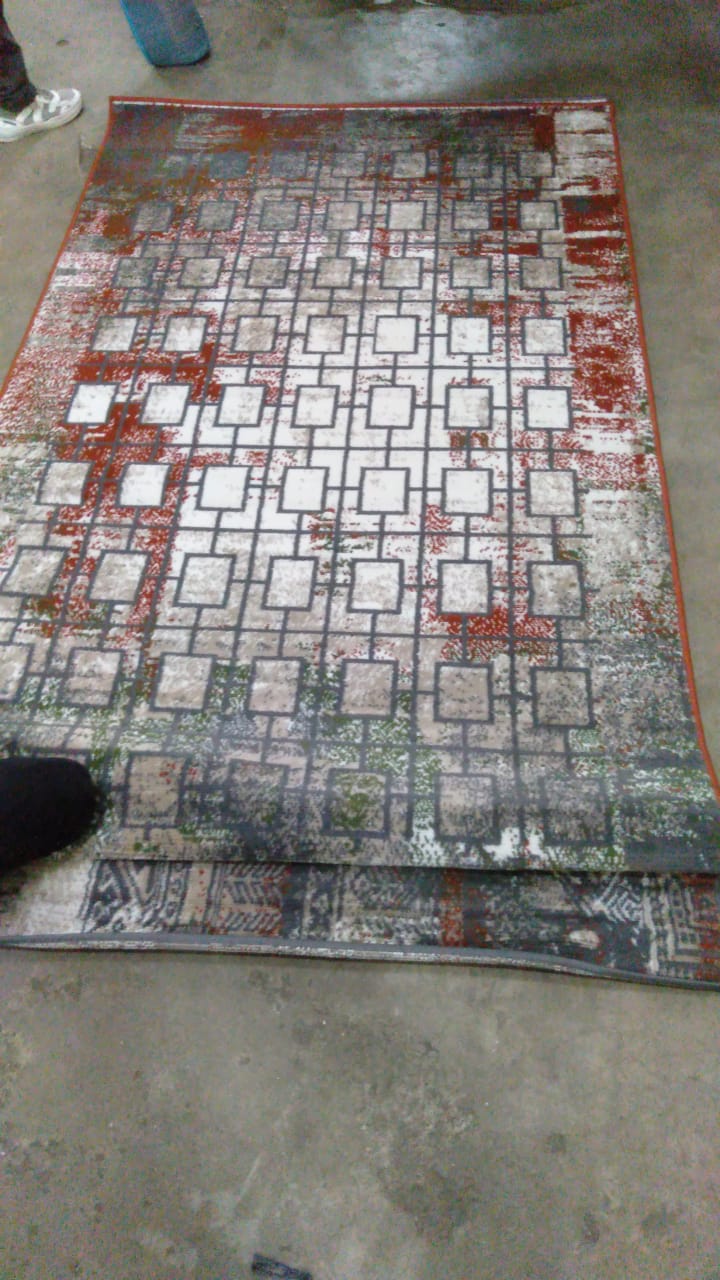 ( 5 x 8 )High quality Normal carpets
