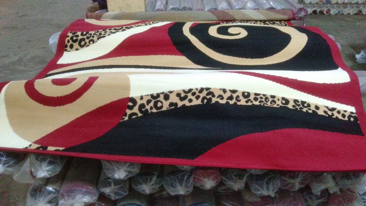 ( 5 x 8 )High quality Normal carpets