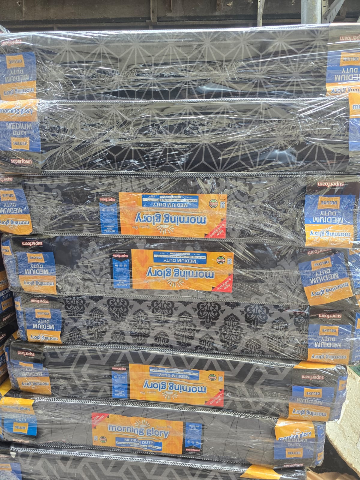 [🔥LIMITED OFFER🌽ONLY AT KILIMALL!!!] Single Size [ 3.5 X 6 ft -6inches] Brand new Stylish and Luxurious Exclusive Medium density Quilted Mattress .Designed With Durability and Functionality✨👌