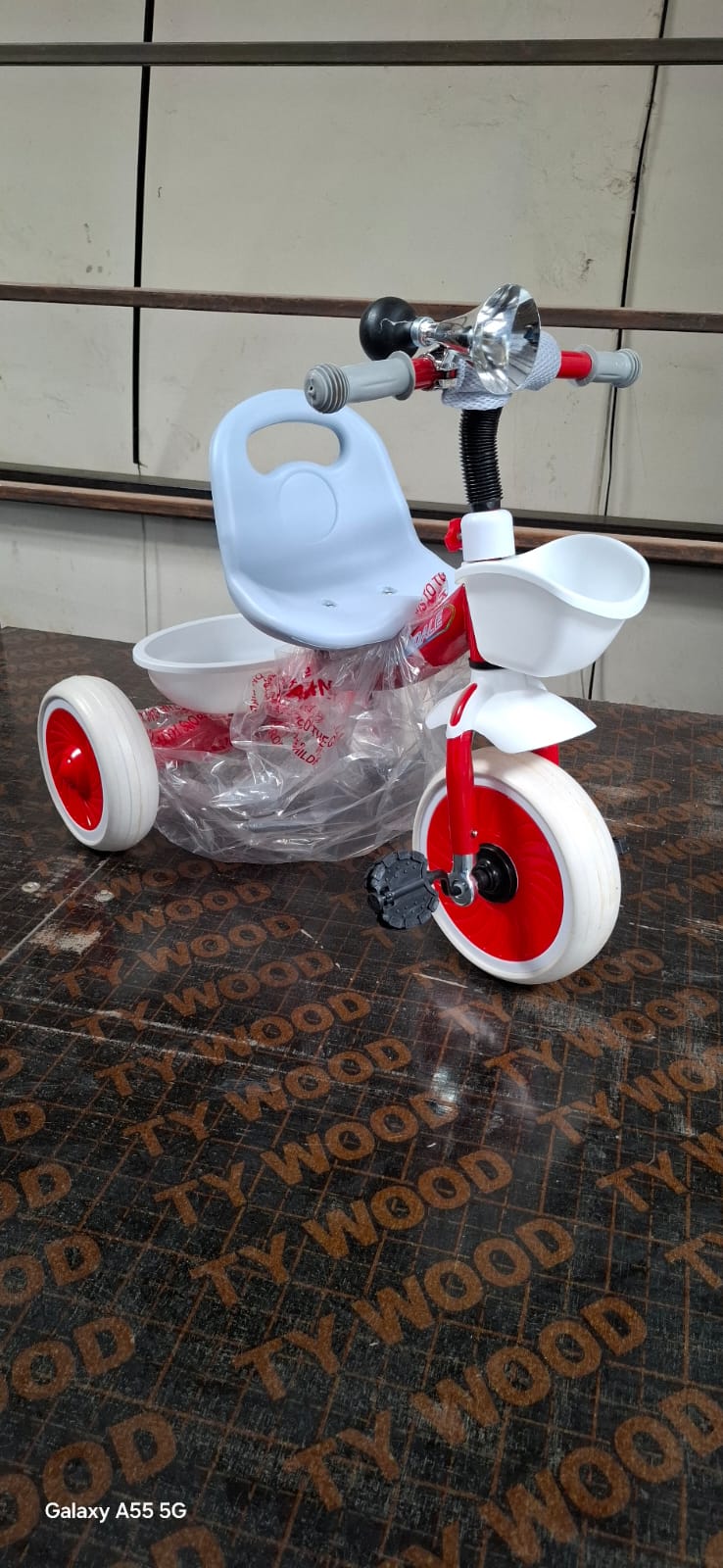 🎯🎯 HOT SELLING DEAL 🎯🎯 - 1pc Small Size Kids Bicycle, Strong Metal Frame, Multi Color Options, Durable Road Bike for Children