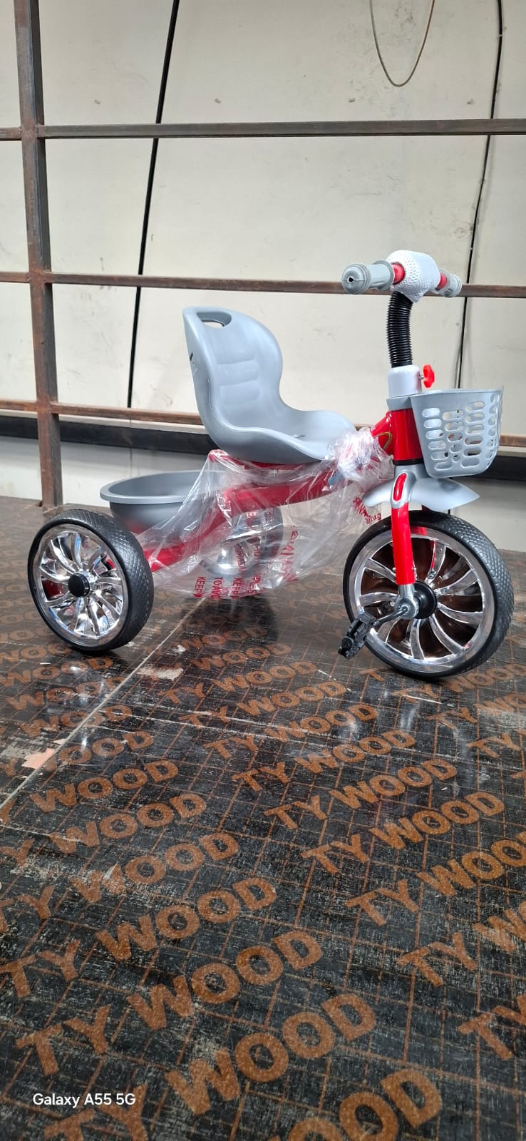 🎯🎯 HOT SELLING DEAL 🎯🎯 - 1pc Small Size Kids Bicycle, Strong Metal Frame, Multi Color Options, Durable Road Bike for Children